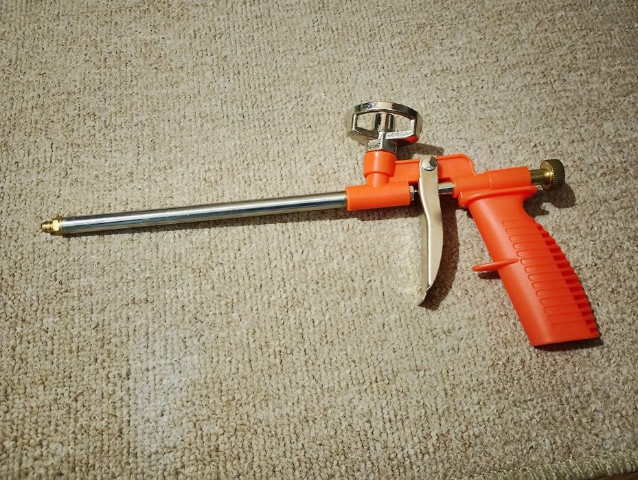 Пистолет за полиоретанова пяна