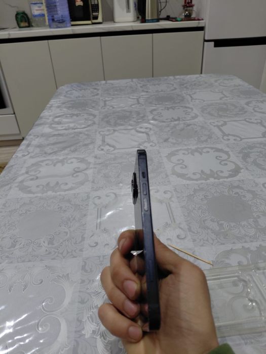 Продам айфон 13, 256гб