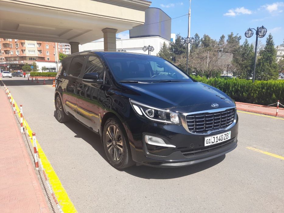 Авто с водителем Kia carnival с знанием русс/греческий