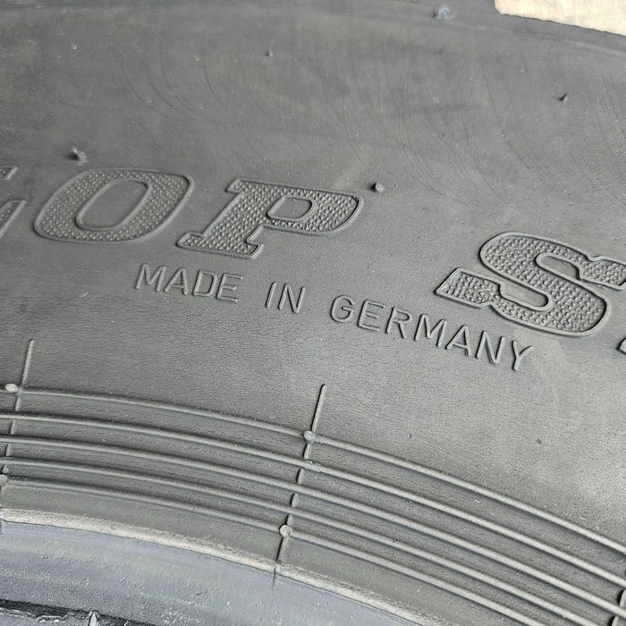 2 тежкотоварни гуми 12.5R20 (335/80R20) Dunlop SP PG8 MPT 147K Germany
