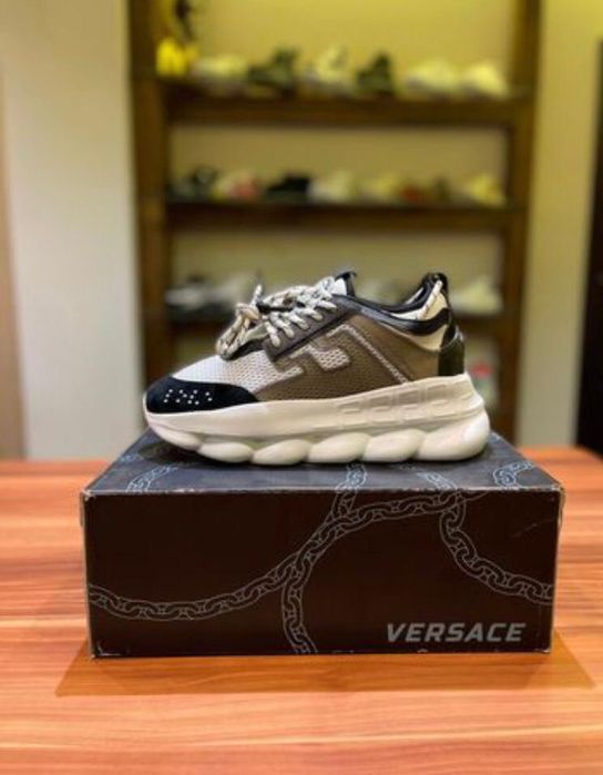 Versace universali negru alb