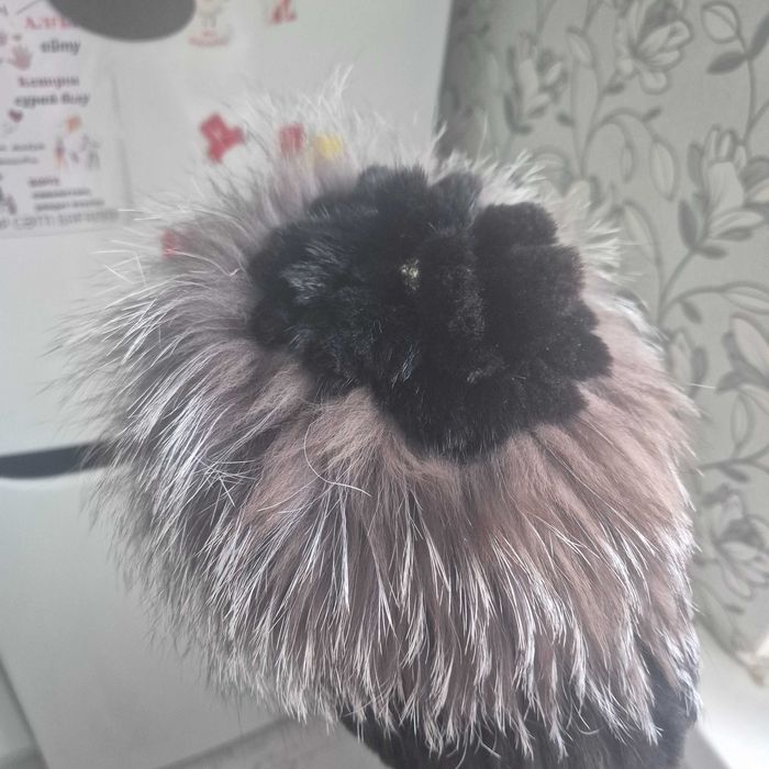 Продам шапку срочно