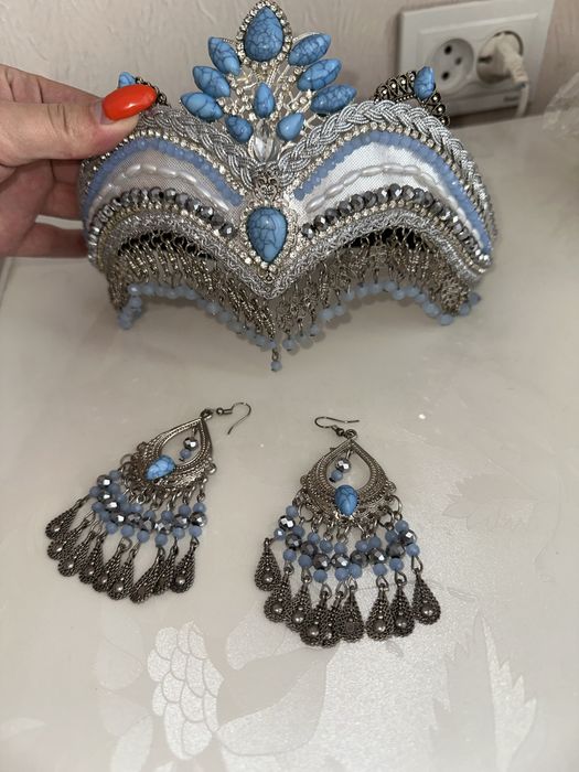 Kelinlar tilloqoshi sotiladi