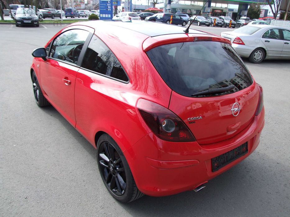 Vand Opel Corsa D Color Edition, 1.4i 16V EURO 5, An 2010, jante aliaj