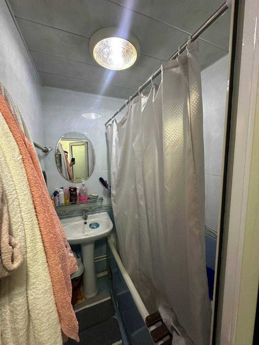 M1081 ПРОДАЕТСЯ 2/1/5 Квартира Ор.р: Ибн Сино 1