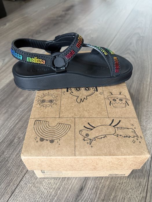 Сандали за момиче Melissa