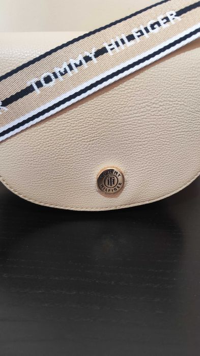Дамска чанта Tommy Hilfiger
