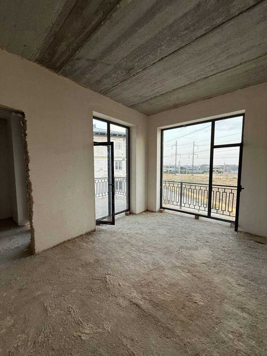 Mehnat Uchaska 1.25 sotok 6 xona