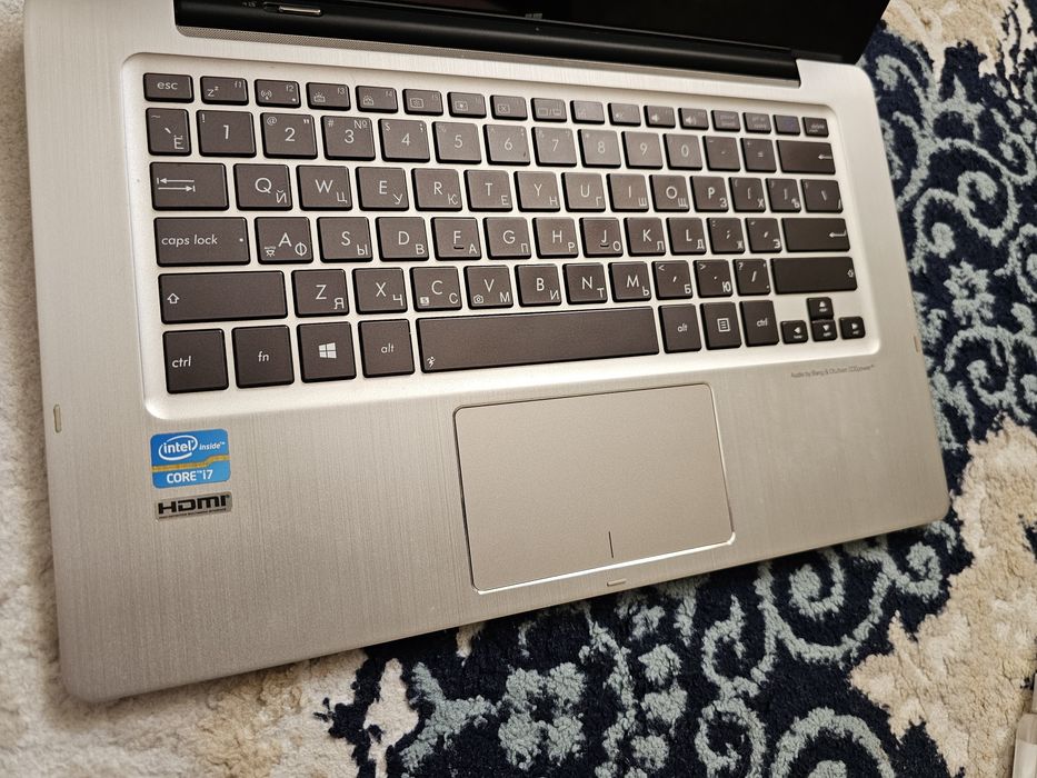 Ультрабук-планшет Intel core i7, сенсорный