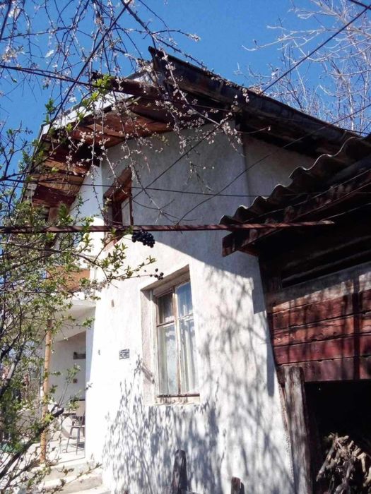 Продава се Къща в Карлово - 52 кв.м за 932 €/кв.м - Снимка #2