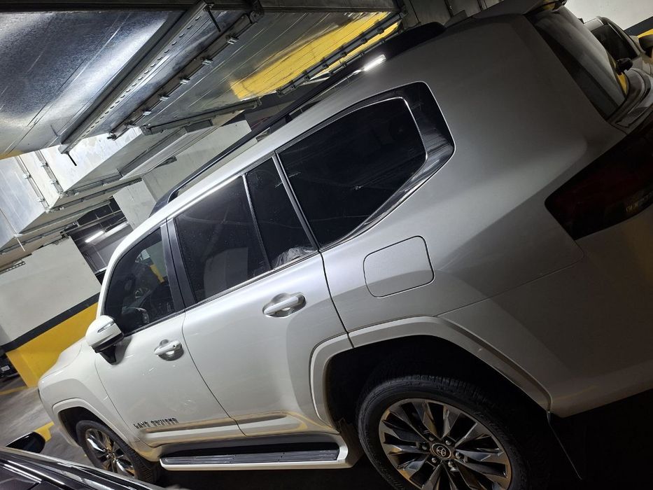 Toyota Land Cuiser 300 SFX X1