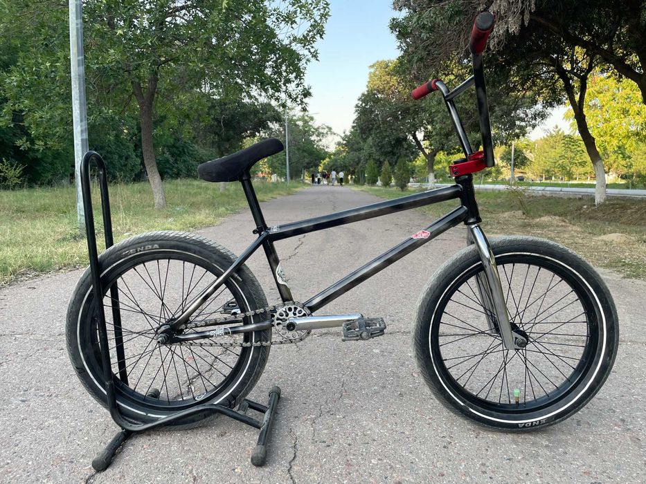 Велосипед BMX подпрофесианальный