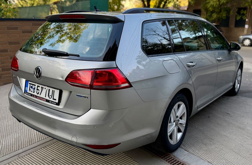 VOLKSWAGEN Golf 2018 — imagine 4