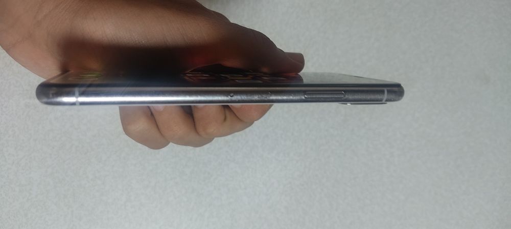 Iphone x 256x8 holati ideal