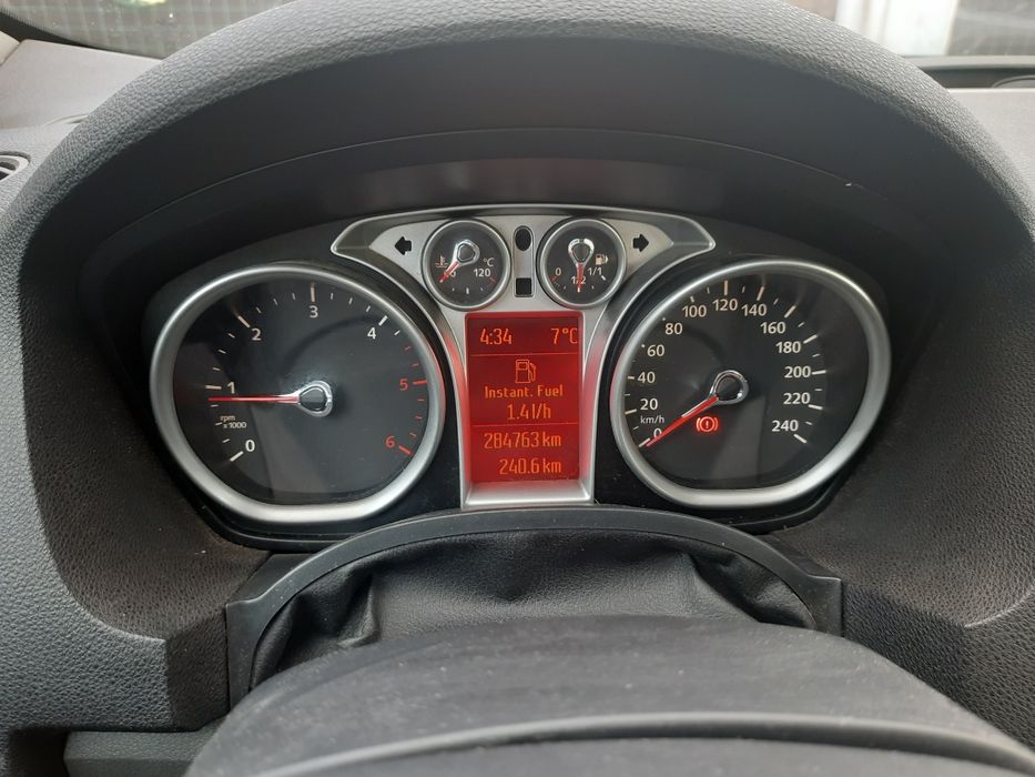 Vând Ford Kuga 4x4