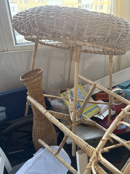 Продается журнальный столик