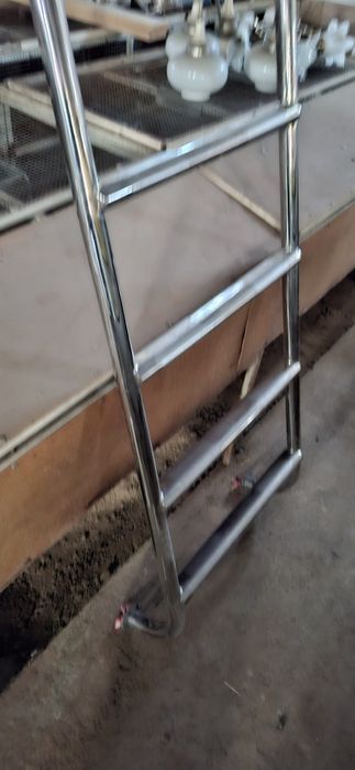 Бассейн лестница. ( Зина )  никель.