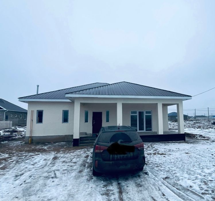 Зарослыйдан үй сатылады