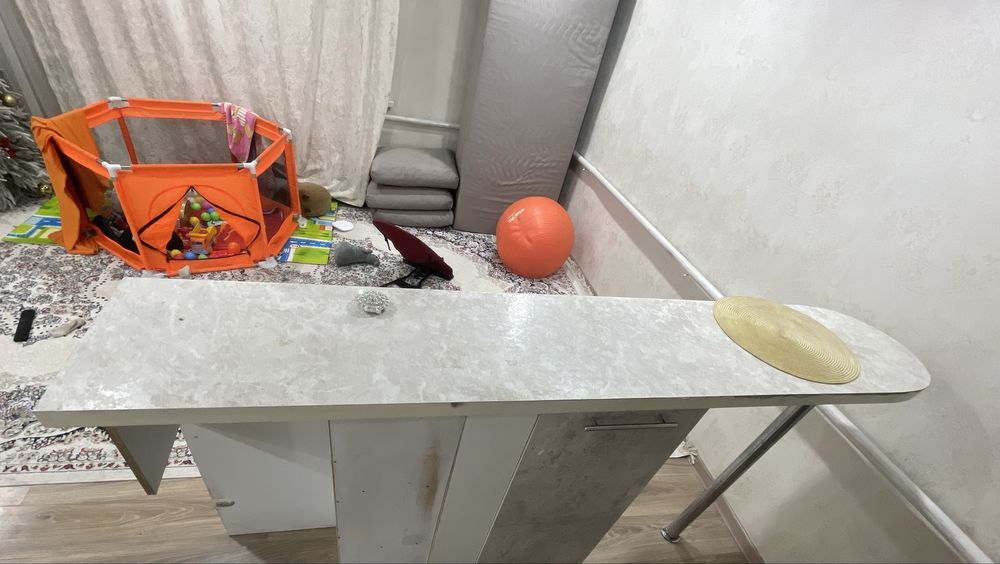 Барная стойка, стол