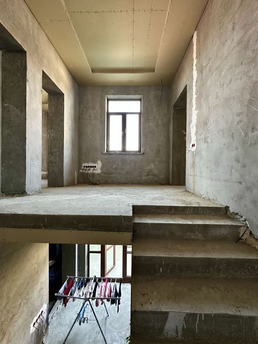 Янгиобод 4 сотих 10 та хона