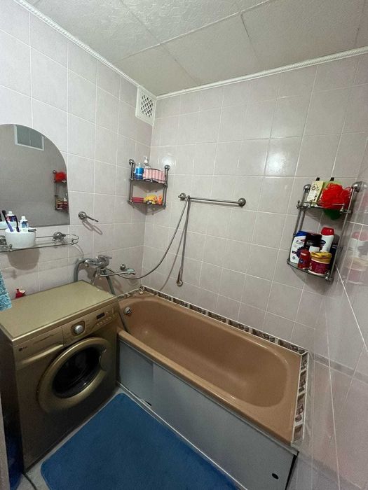 Продам 2 комн улучшенную квартиру