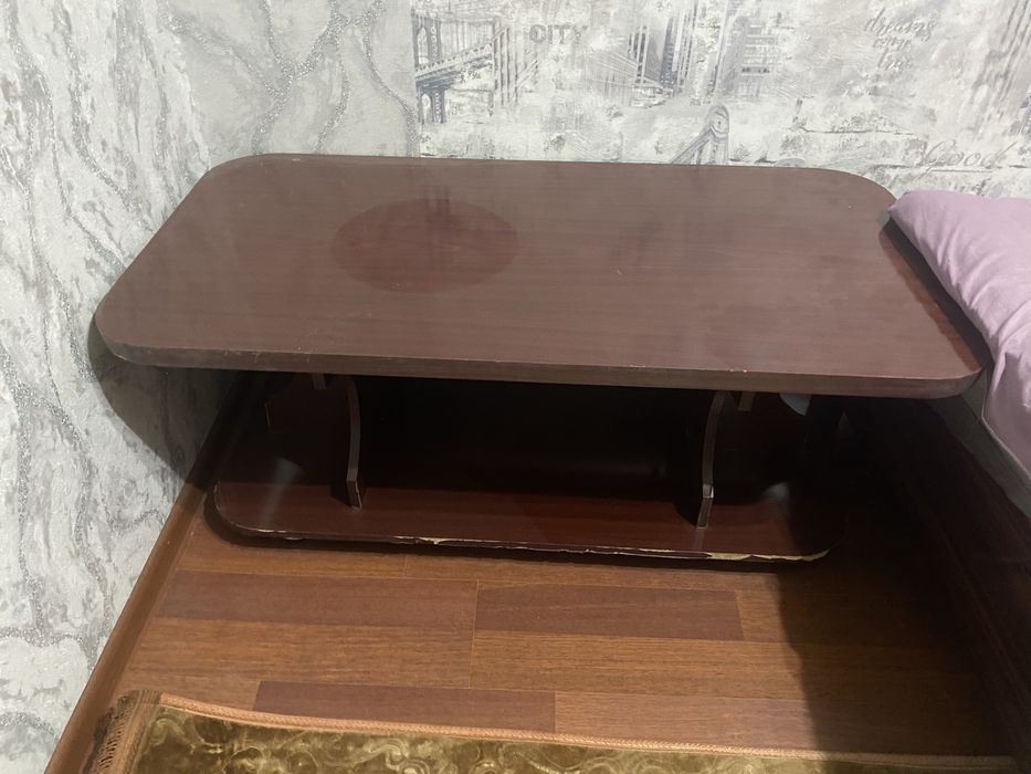 Choy stoli yoki dars stoli