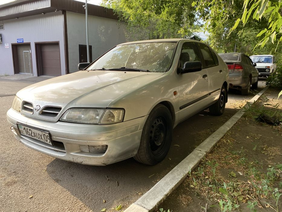 Nissan Primera p11