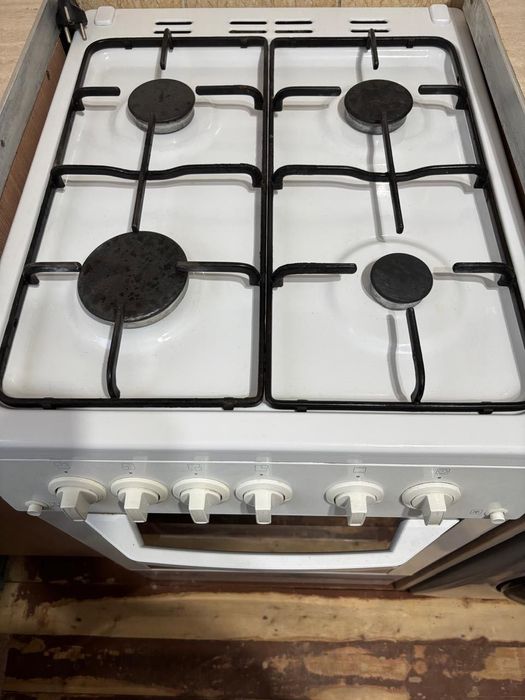 Газплита с духовым шкафом Beko