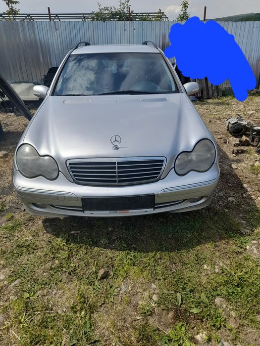 Dezmembrez Mercedes C Class și MLan1999 2005motor2.2 și 2.7