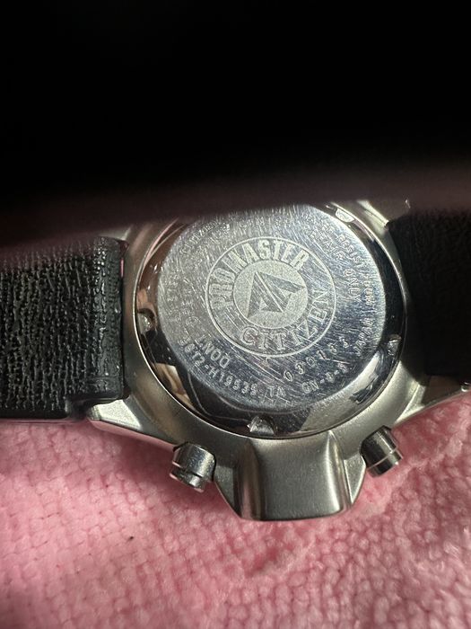 Продам часы Citizen pro master