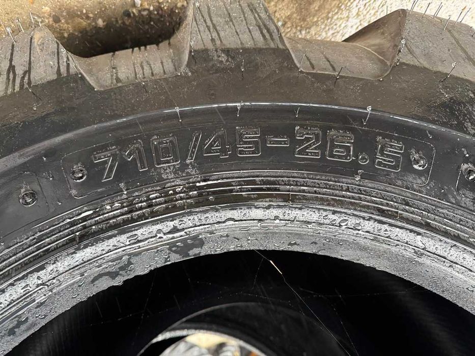 710/45-26.5 anvelope noi cu 20 pliuri marca ALLIANCE pt KOMATSU 931.1