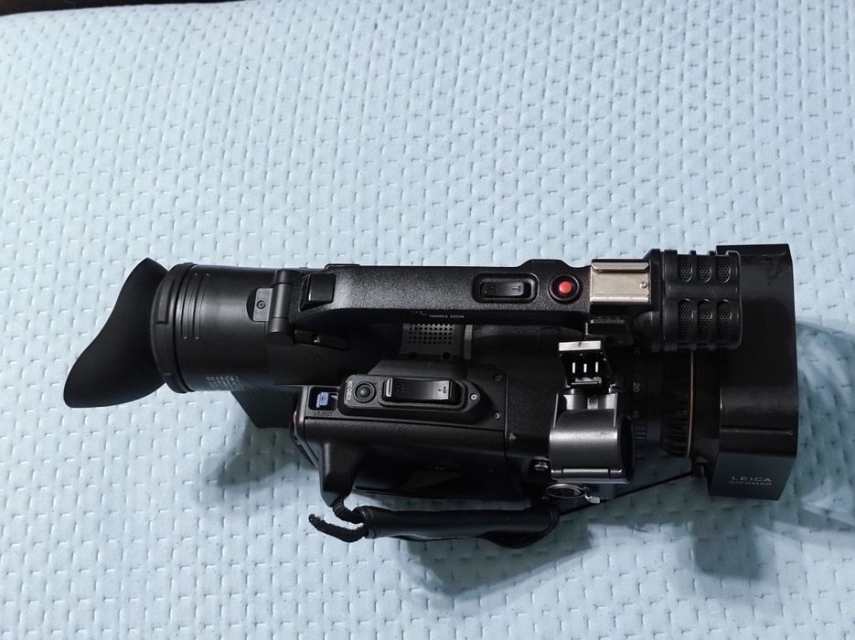 Panasonic AG-DVX100BE