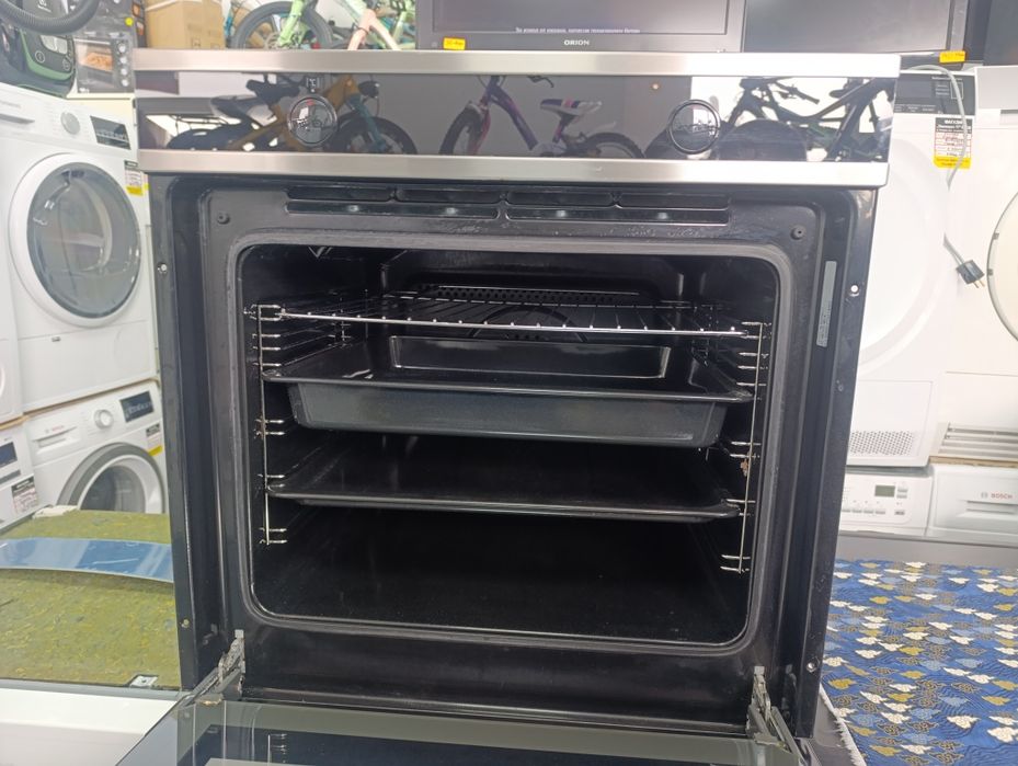 Фурна за вграждане Gram