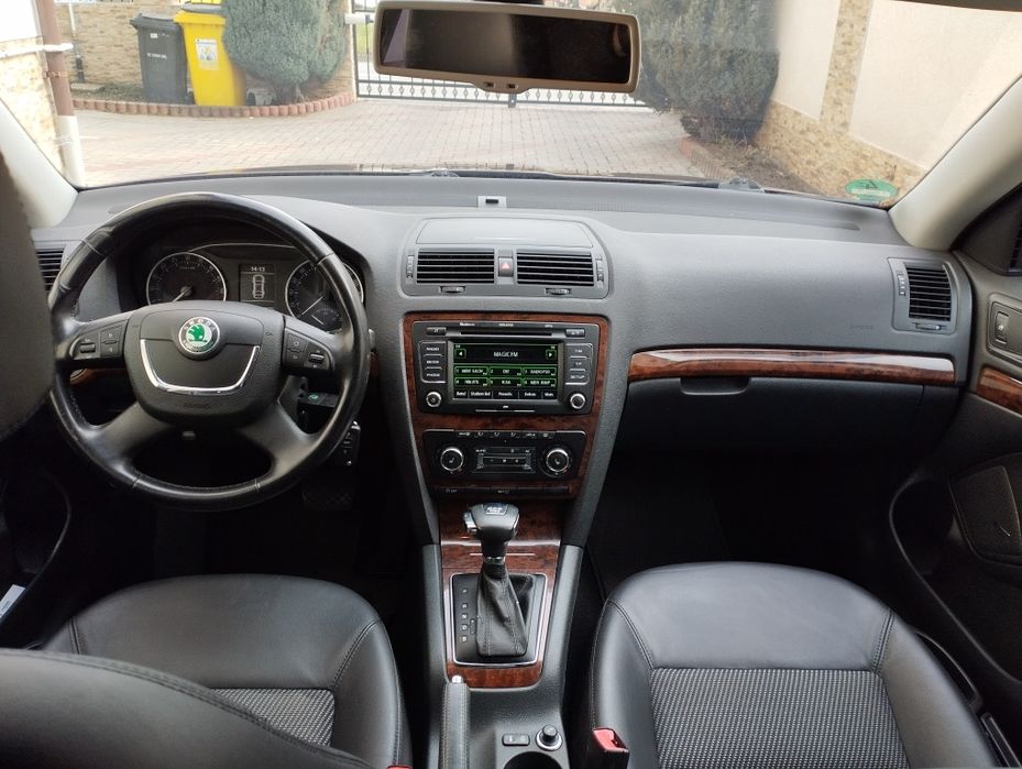 SKODA Octavia 2012 — imagine 5