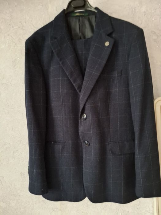 Продам хороший котьюм