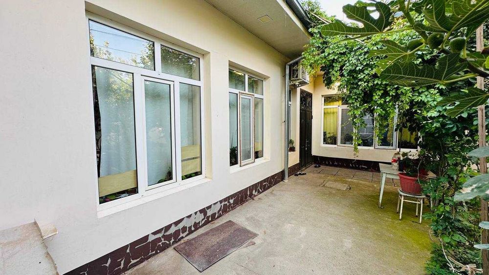 Продается участок 4-комнатный 2.7-соток, р-й М. Улугбек, улица Дархан