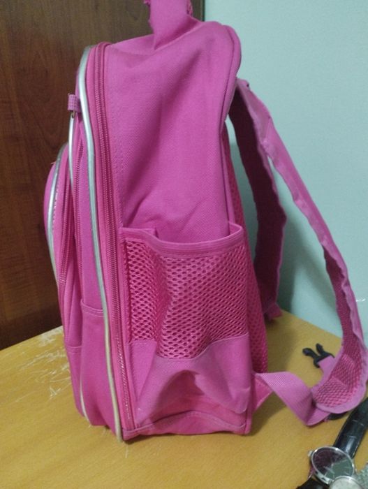 Школьний портфель