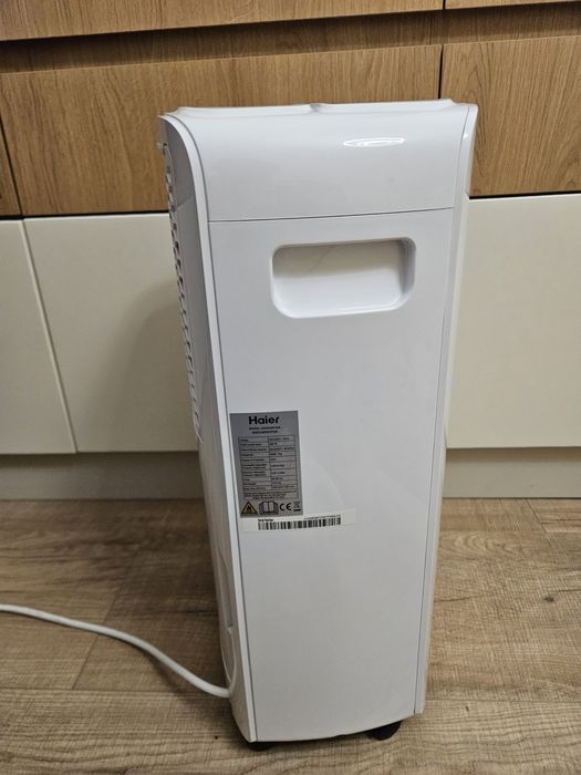 ОБЕЗВЛАЖНИТЕЛ HAIER AG20AB2TAA 2.00 L, 20 L/24H, 48.00 dB(A)