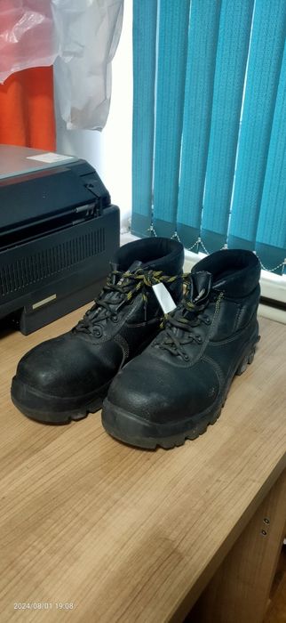 Спецобувь летняя Б/У