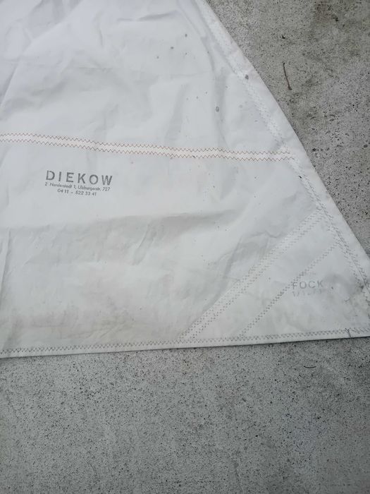 Продавам платна за яхта