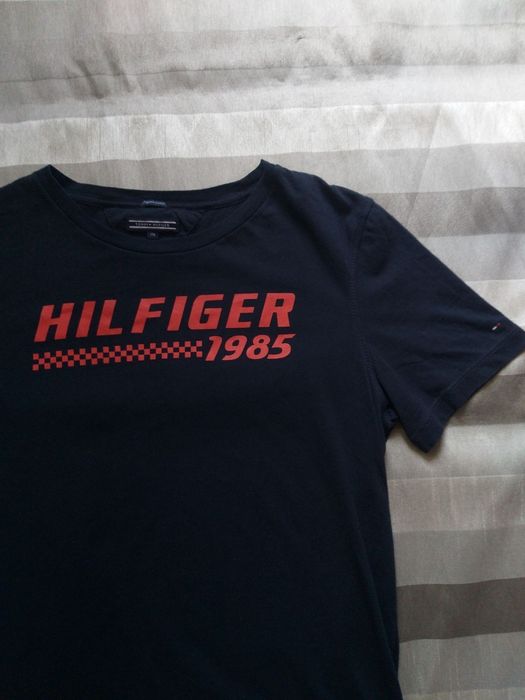 Tommy Hilfiger  - юношеска тениска 176см.