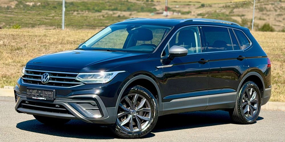 Volkswagen Tiguan ALLSPACE Bord Digital 4X4 Interior Alcantara