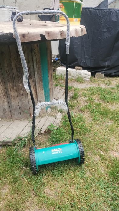 mașină pt tuns gazon