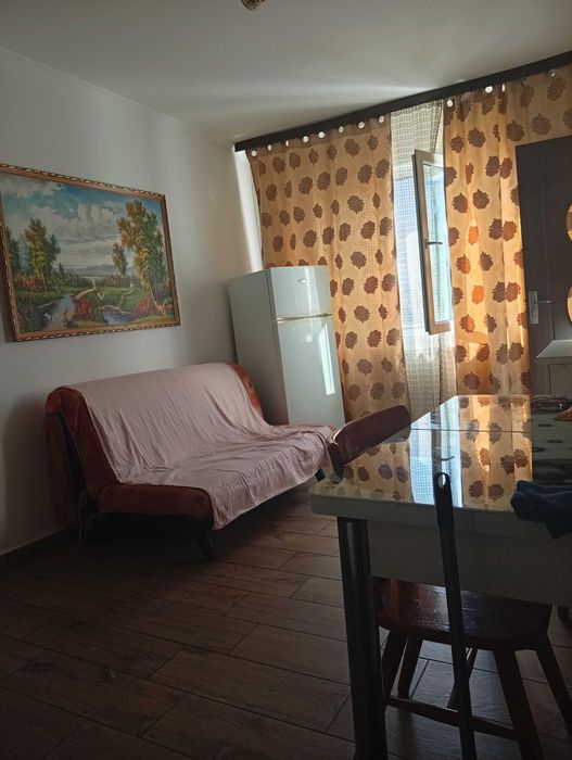 Vanzare apartament 3 camere