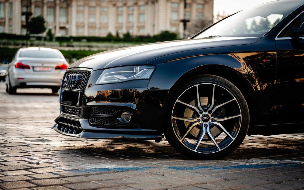 Audi A4 B8 2.0 TFSI QUATTRO (Engine Rebuild)