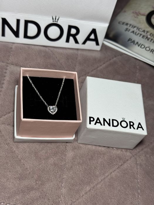 Colier argint 925 cu inimioară strălucitoare – nou