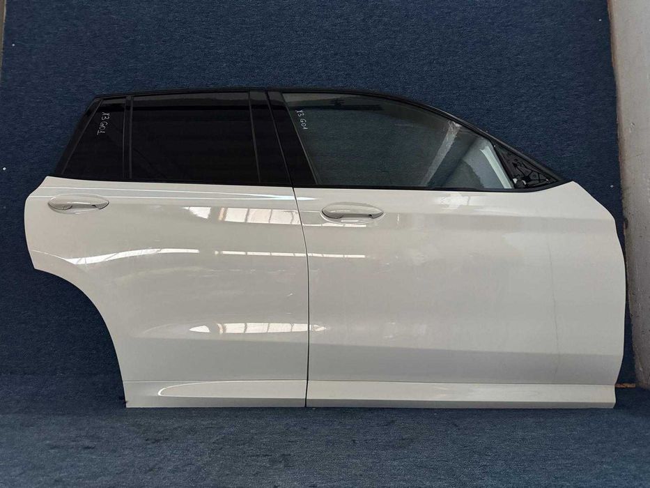 BMW X3 G01 Ușa dreapta față completă ușă dreapta spate completă