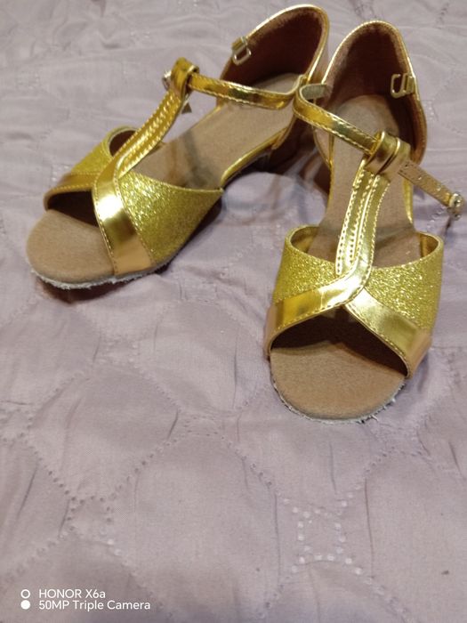 Обувки за танци. Номер 33