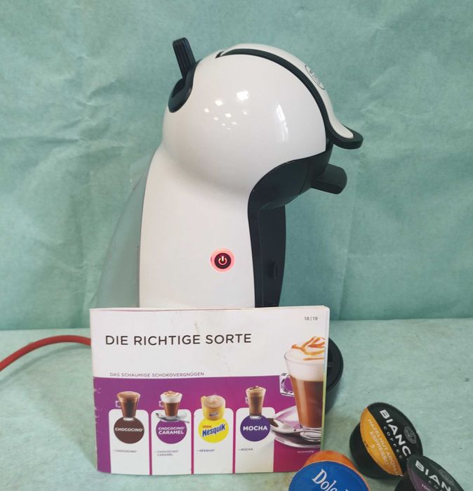 Кафемашина гаранция 1 година Delonghi NESCAFÉ® Dolce Gusto Piccolo.W/B