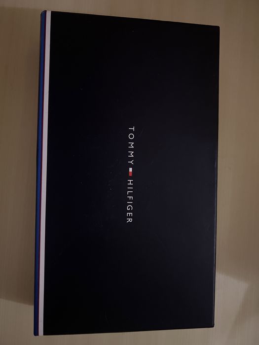 кошелек/партмоне tommy hilfiger